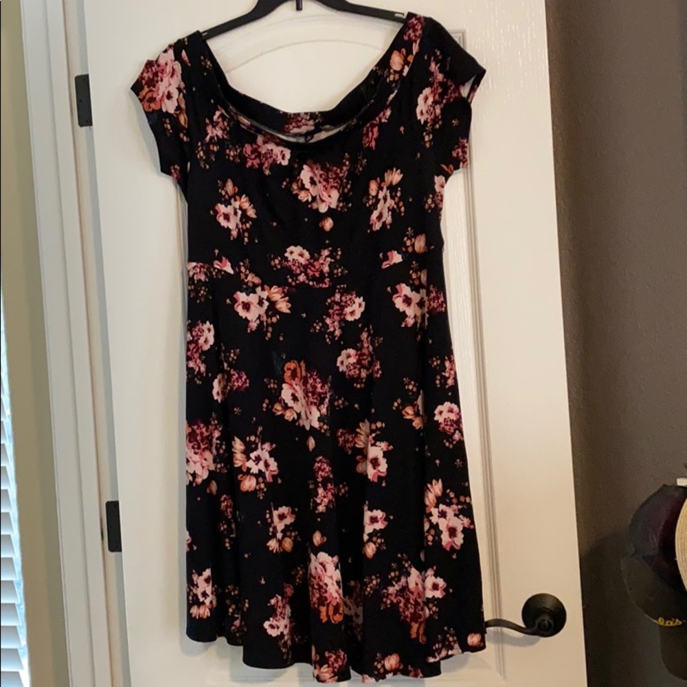 Black floral midi dress